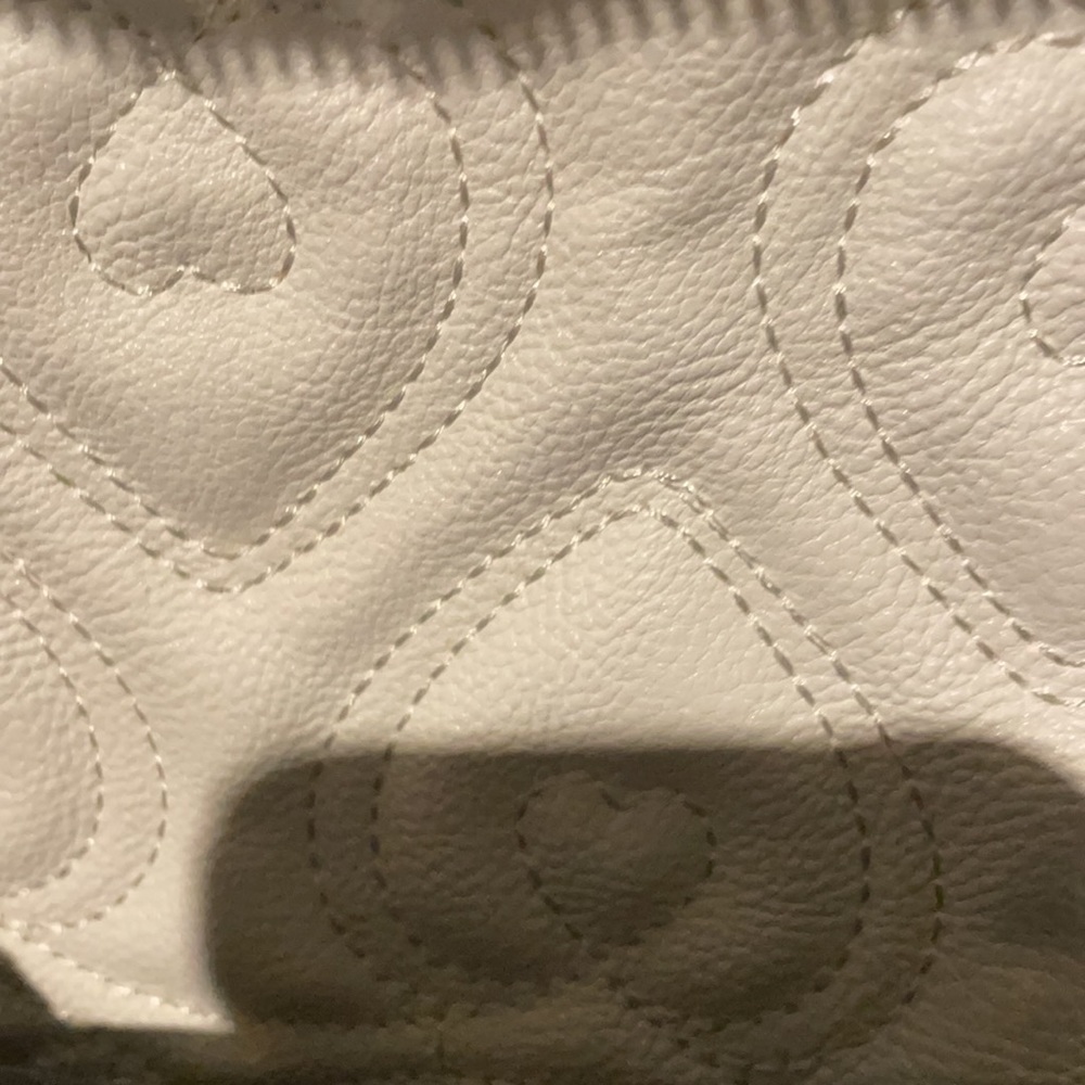 White milkshake Betsey Johnson backpack - Picture 9 of 12